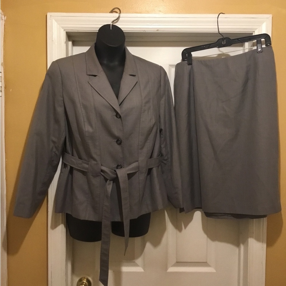 dressbarn Gray Pencil Skirt Knee-Length Work